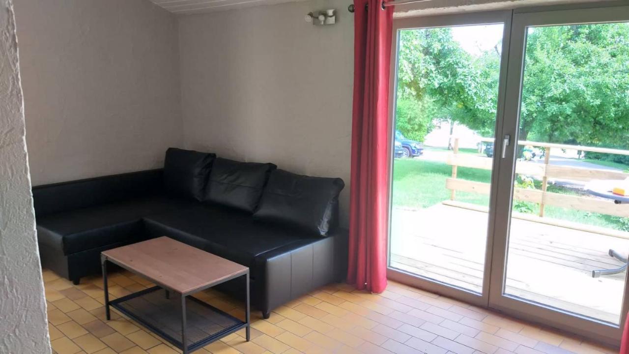 Bungalows Du Lac De Rabais Виртон Экстерьер фото