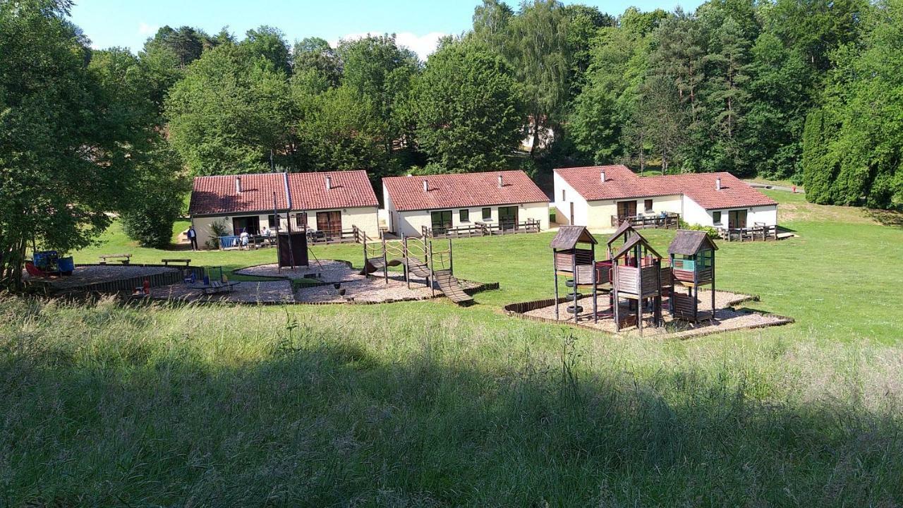 Bungalows Du Lac De Rabais Виртон Экстерьер фото